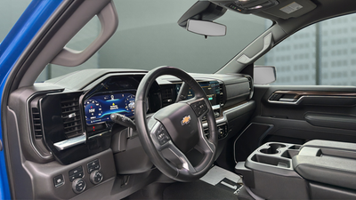 2025 Chevrolet Silverado 1500 LT LT1