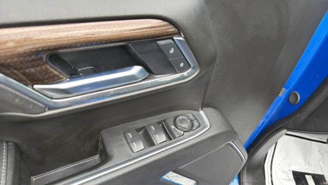 2025 Chevrolet Silverado 1500 LT LT1
