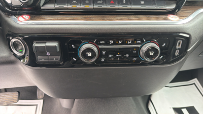2025 Chevrolet Silverado 1500 LT LT1