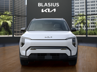 2027 Kia EV3 Base