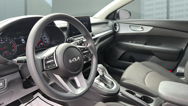 2023 Kia Forte LX