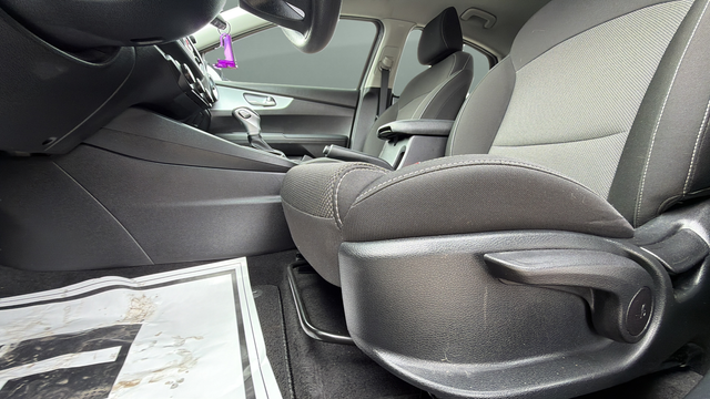 2023 Kia Forte LX