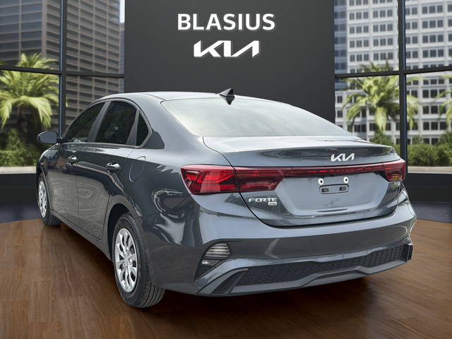 2023 Kia Forte LX