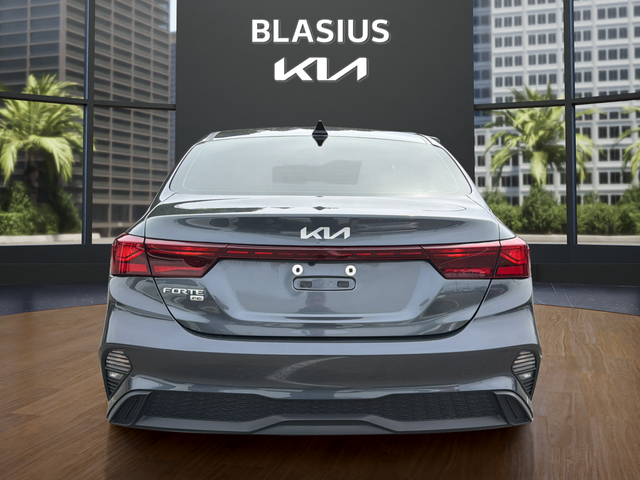 2023 Kia Forte LX