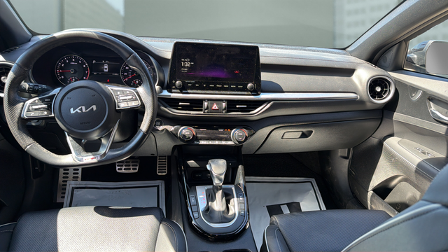 2023 Kia Forte GT-Line
