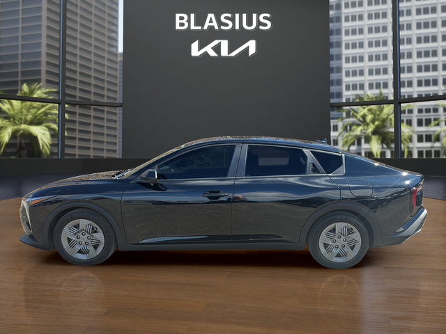2025 Kia K4 LX
