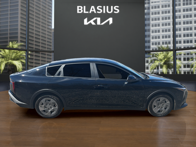 2025 Kia K4 LX