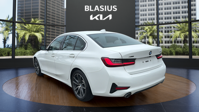 2022 BMW 3 Series 330i xDrive