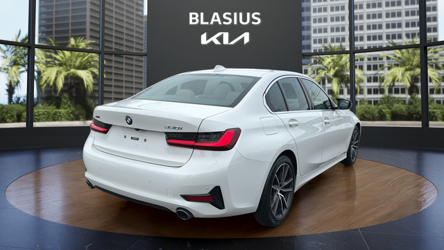 2022 BMW 3 Series 330i xDrive