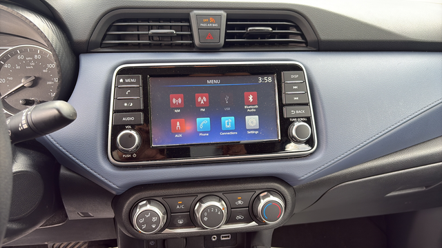2024 Nissan Versa 1.6 SV