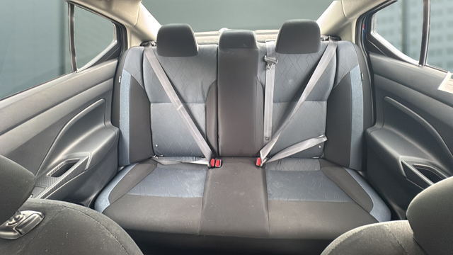 2024 Nissan Versa 1.6 SV