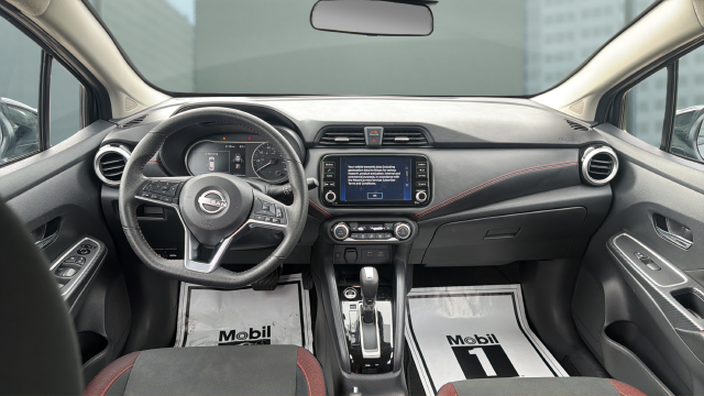 2024 Nissan Versa 1.6 SR