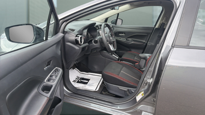 2024 Nissan Versa 1.6 SR