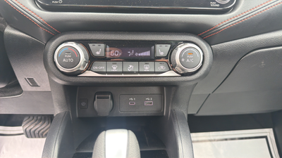 2024 Nissan Versa 1.6 SR