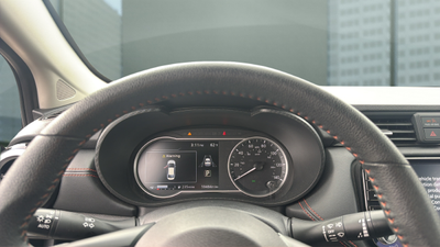 2024 Nissan Versa 1.6 SR