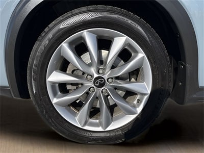 2022 INFINITI QX50 ESSENTIAL