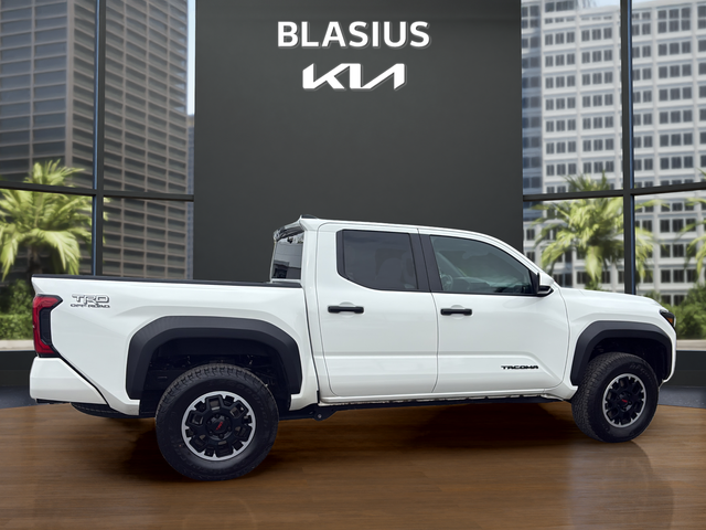 2024 Toyota Tacoma TRD Off-Road