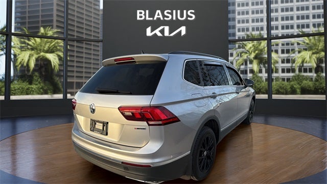 2020 Volkswagen Tiguan 2.0T SE 4Motion