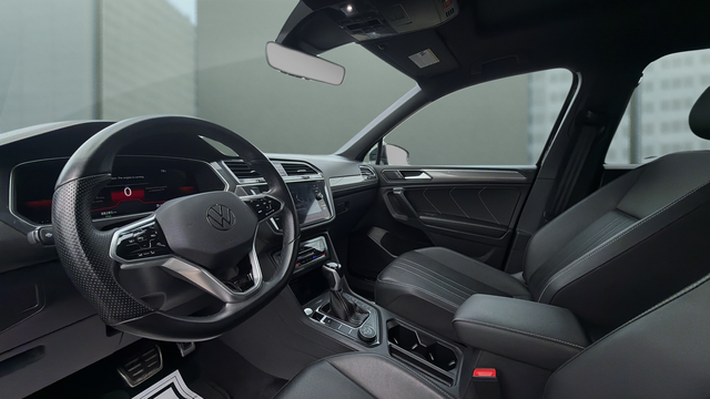 2024 Volkswagen Tiguan 2.0T SE R-Line Black