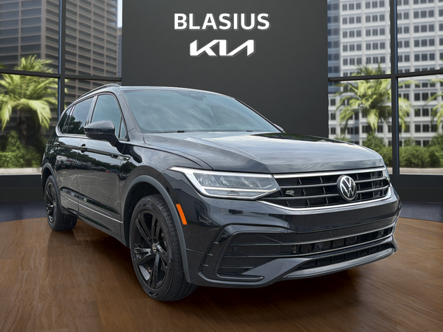 2024 Volkswagen Tiguan 2.0T SE R-Line Black