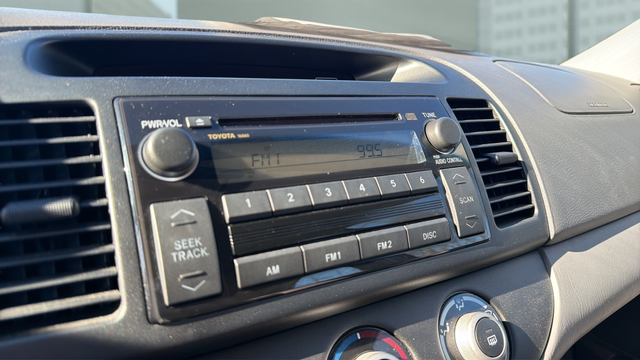 2005 Toyota Camry LE