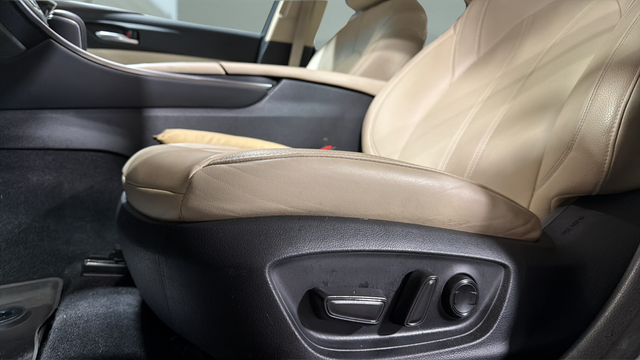 2019 Toyota Avalon XLE