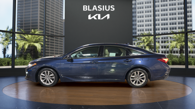 2019 Toyota Avalon XLE