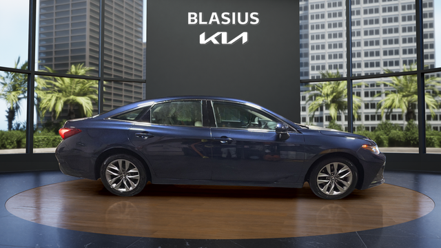 2019 Toyota Avalon XLE