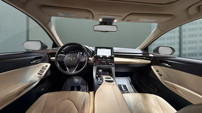 2019 Toyota Avalon XLE