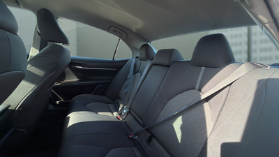 2022 Toyota Camry Hybrid LE