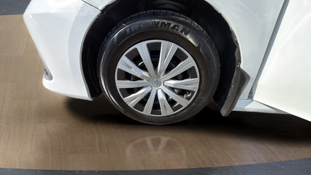 2022 Toyota Camry Hybrid LE