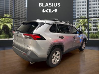 2021 Toyota RAV4 Hybrid LE