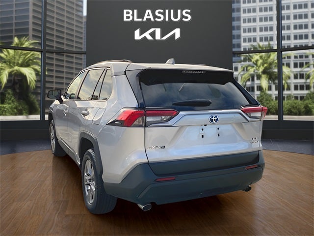 2024 Toyota RAV4 Hybrid XLE