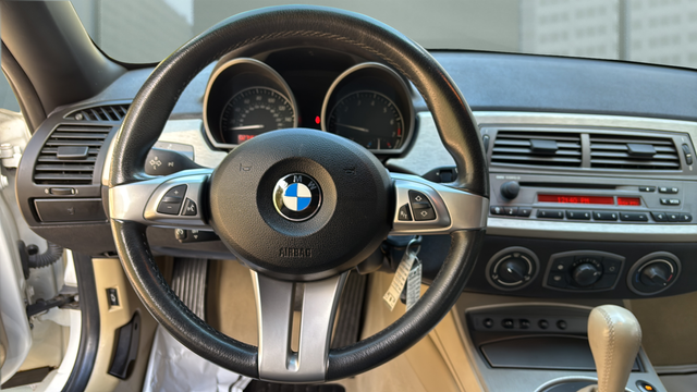 2004 BMW Z4 2.5i