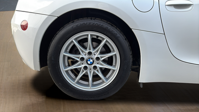 2004 BMW Z4 2.5i
