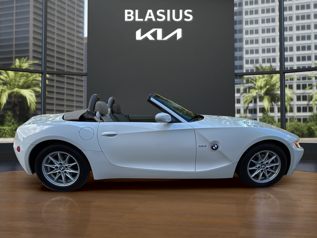 2004 BMW Z4 2.5i