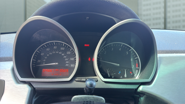 2004 BMW Z4 2.5i