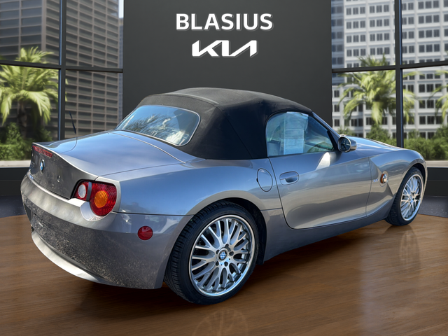 2004 BMW Z4 2.5i