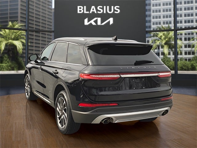 2022 Lincoln Corsair Standard