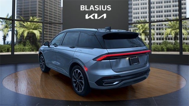 2024 Lincoln Nautilus Reserve