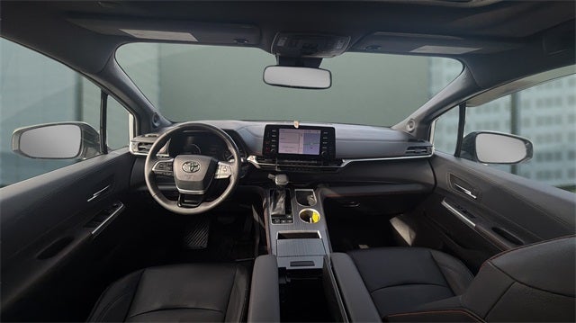 2022 Toyota Sienna XSE 7 Passenger
