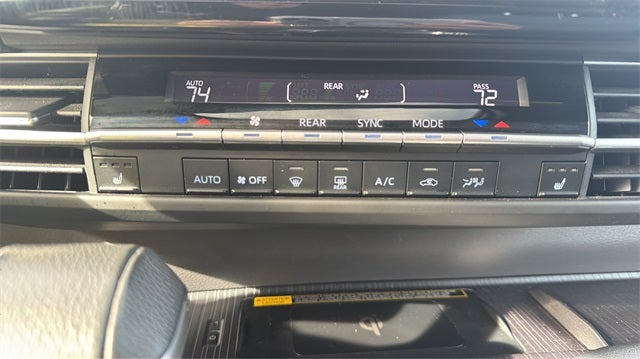 2022 Toyota Sienna XSE 7 Passenger