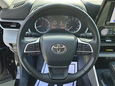 2023 Toyota Highlander XLE