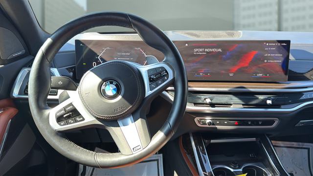 2023 BMW X7 xDrive40i