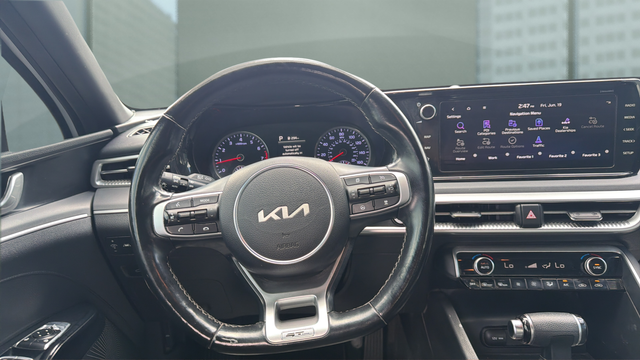 2023 Kia K5 GT-Line