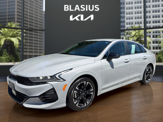 2024 Kia K5 GT-Line