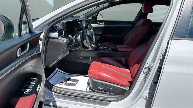 2024 Kia K5 GT-Line