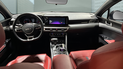 2024 Kia K5 GT-Line