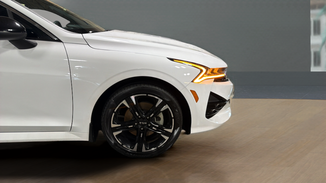 2024 Kia K5 GT-Line