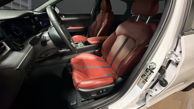 2024 Kia K5 GT-Line